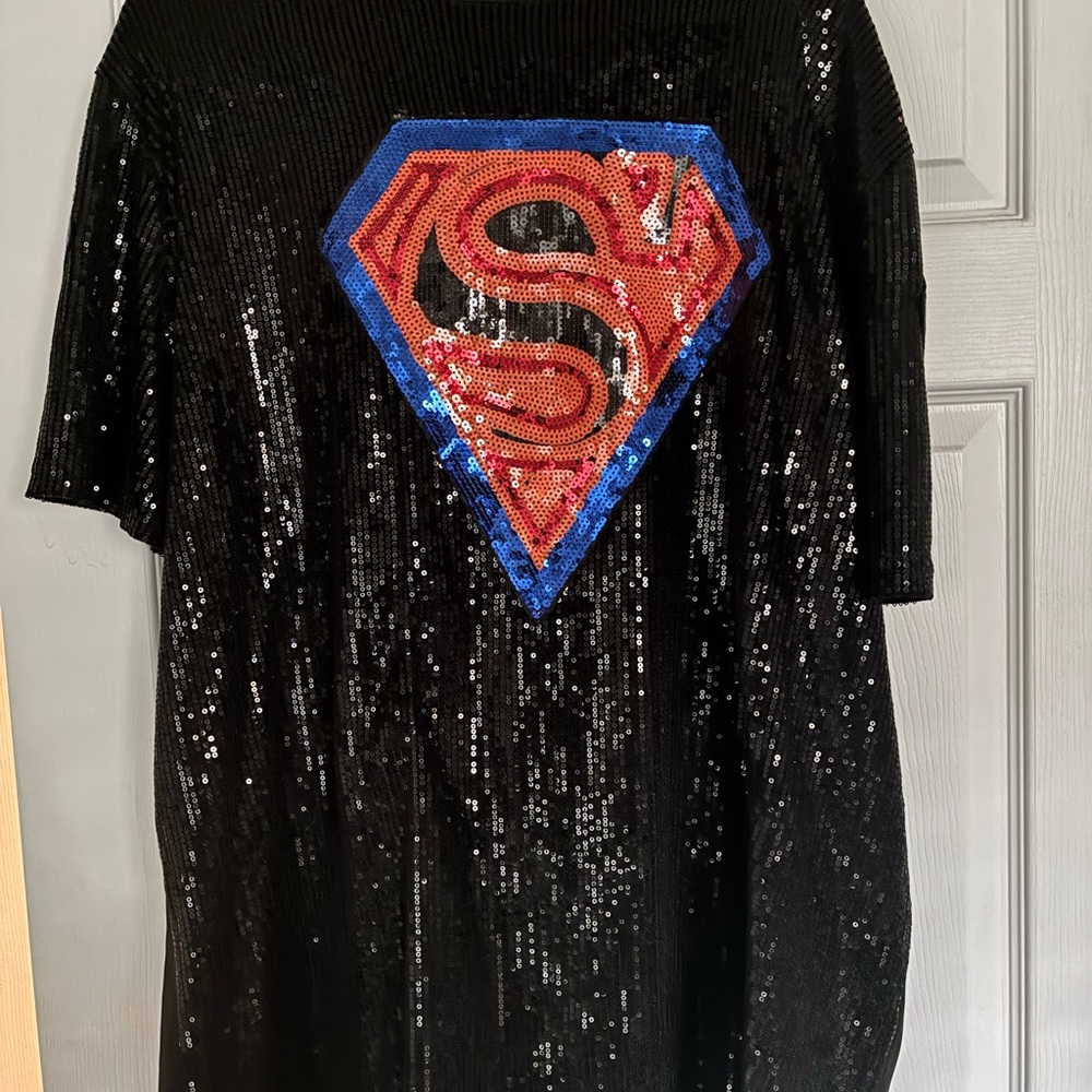 Black Sequin Superman Logo T-Shirt - Picture 2 of 4